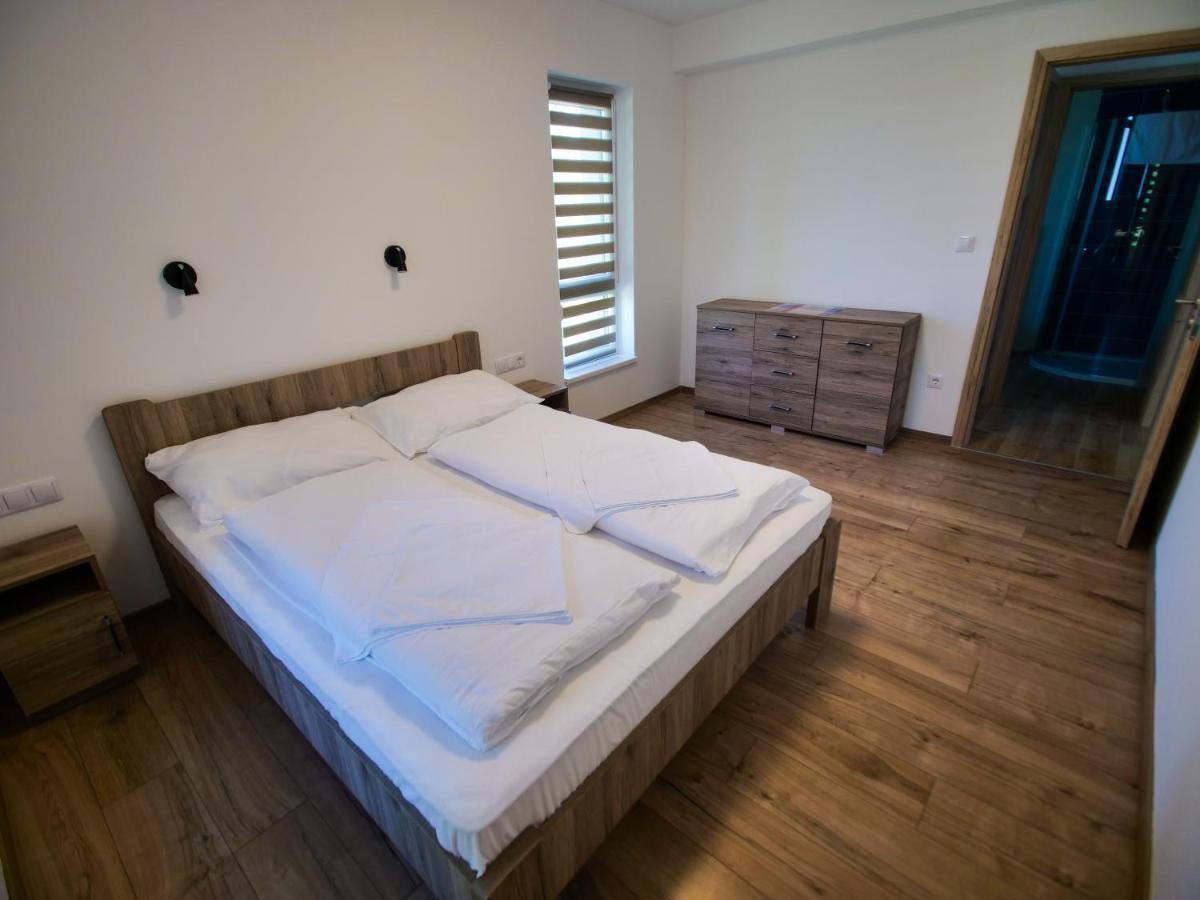 Zea Apartmanhaz Daire Balatonfenyves Dış mekan fotoğraf